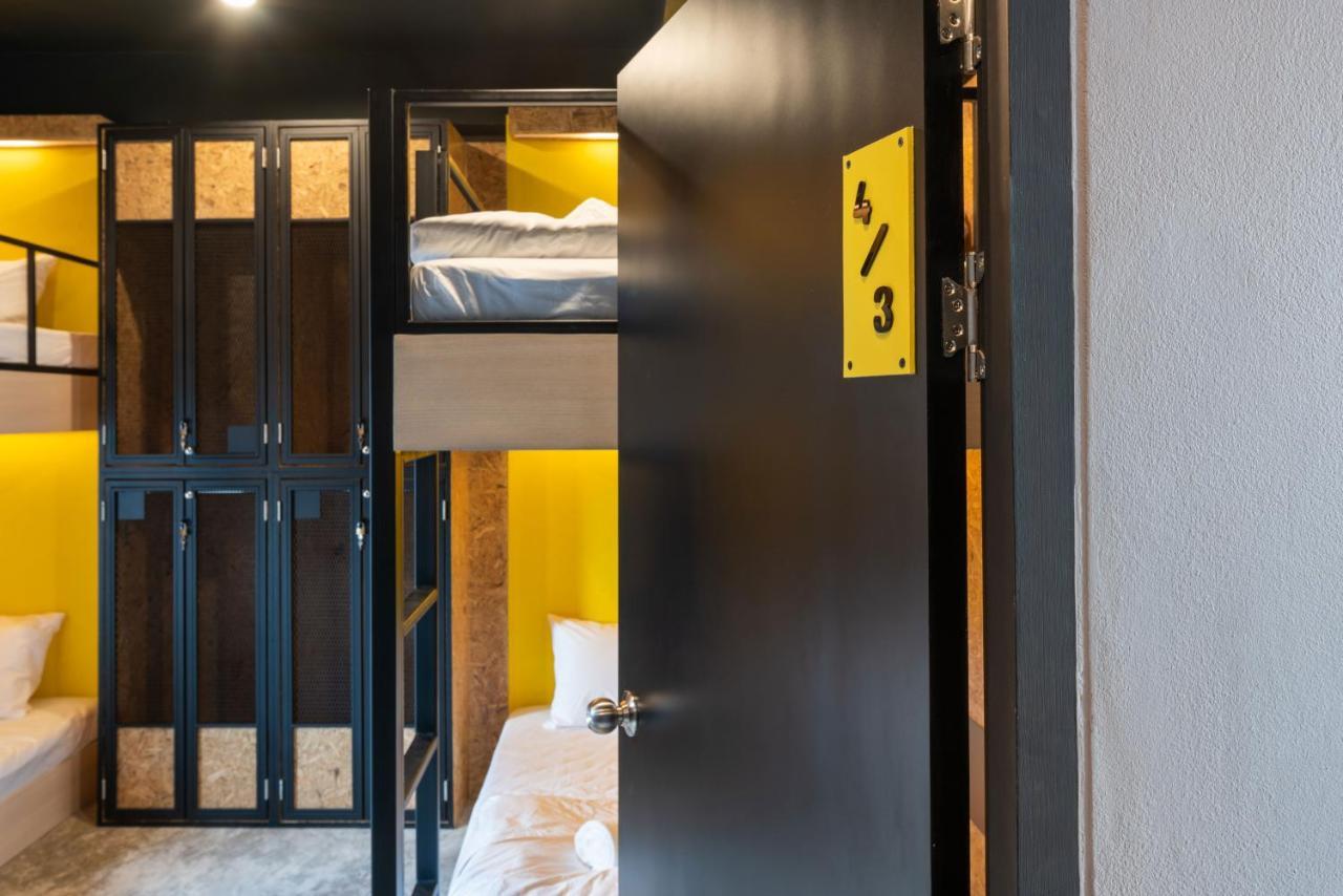 Lobsuek Hostel Банкок Екстериор снимка