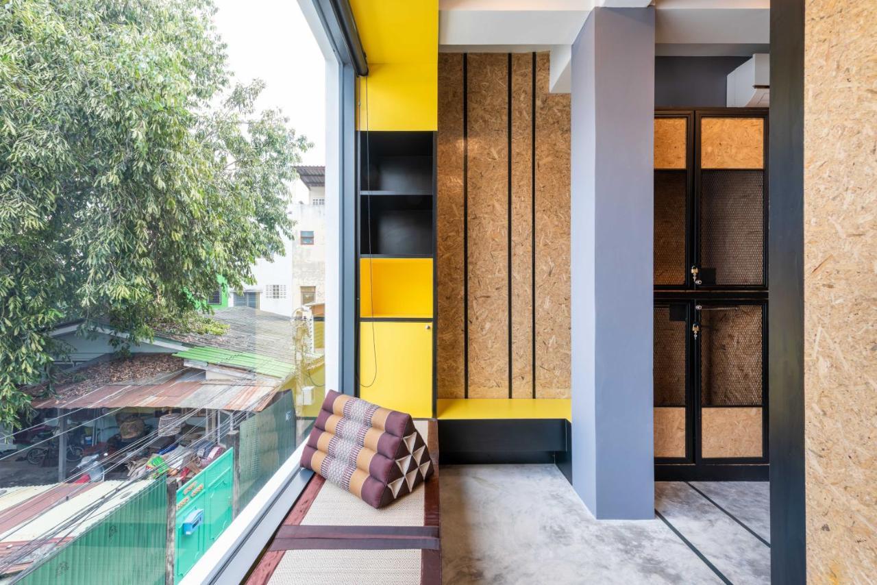 Lobsuek Hostel Банкок Екстериор снимка